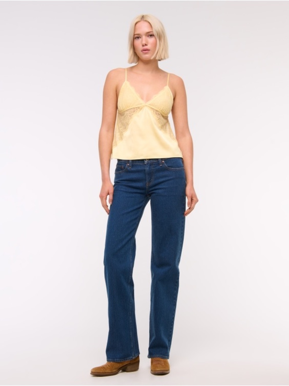 Abercrombie & Fitch The 90s Straight Low Rise Jeans